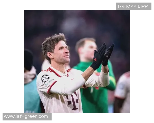 9号大嘴巴足球明星的传奇故事与场上风云变幻的精彩瞬间 9号大嘴巴足球明星的传奇故事与场上风云变幻的精彩瞬间