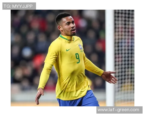 巴西足球明星的名字与精彩瞬间图片全解析