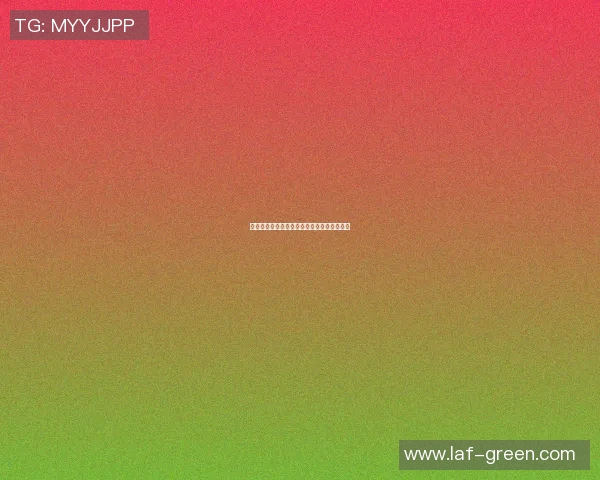 足球明星挑战自我穿高跟鞋走秀展现别样风采 足球明星挑战自我穿高跟鞋走秀展现别样风采